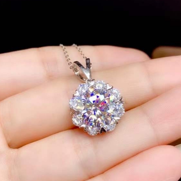 Sterling silver 5ct diamond necklace - Picture 10 of 11